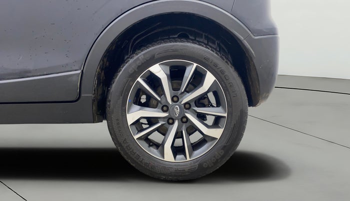 2019 Mahindra XUV300 W8 (O) 1.5 DIESEL, Diesel, Manual, 80,155 km, Left Rear Wheel