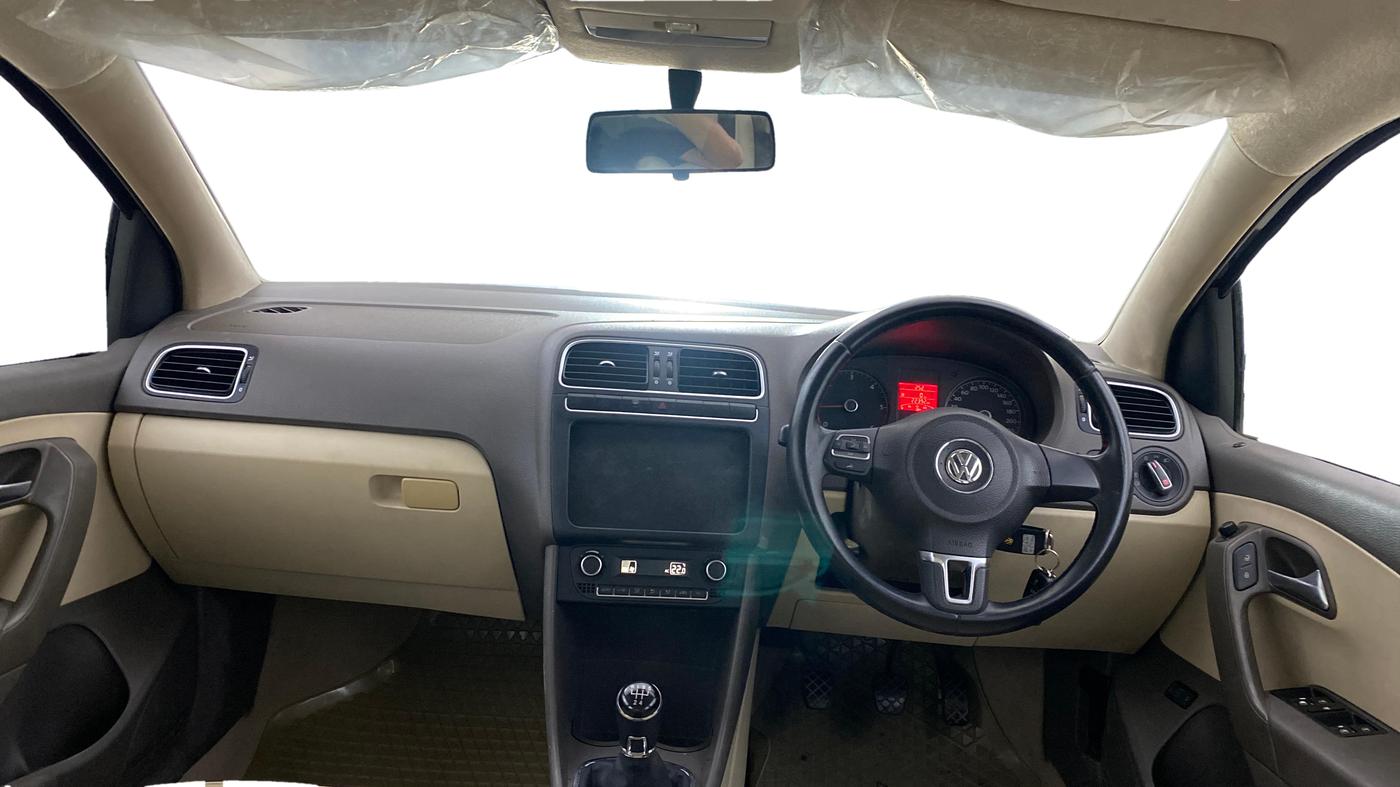 2013 Volkswagen Vento HIGHLINE DIESEL 1.6, Diesel, Manual, 22,392 km, Dashboard