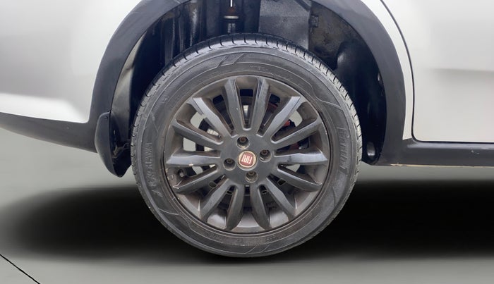 2015 Fiat Linea EMOTION 1.4 L T JET, Petrol, Manual, 52,130 km, Right Rear Wheel