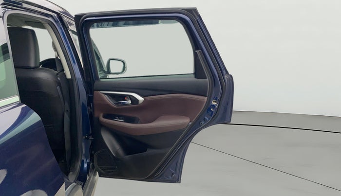 2022 Maruti Grand Vitara ALPHA SMART HYBRID ALLGRIP, Petrol, Manual, 59,379 km, RHS Rear Door