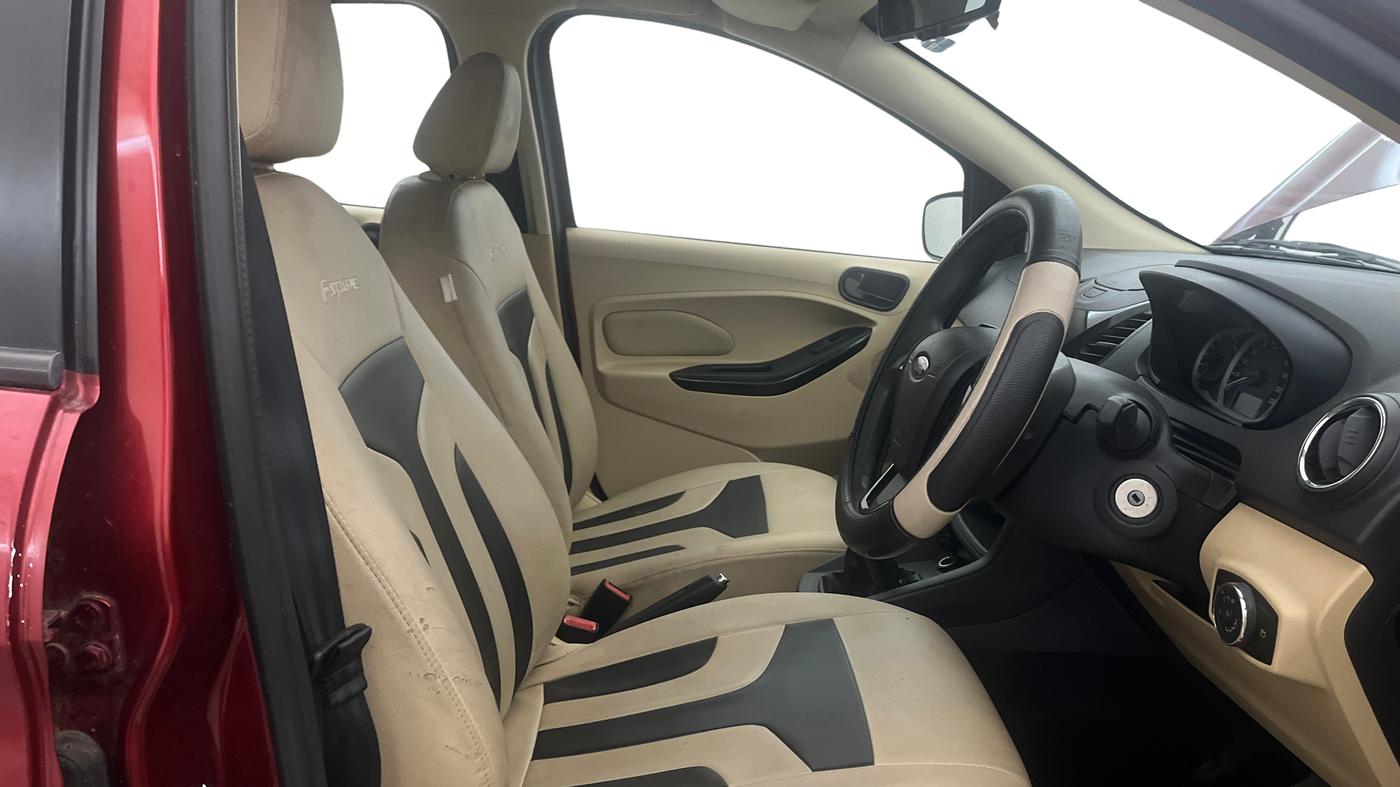 2016 Ford Figo Aspire TITANIUM 1.2 PETROL, Petrol, Manual, 14,716 km, Right Side Front Door Cabin