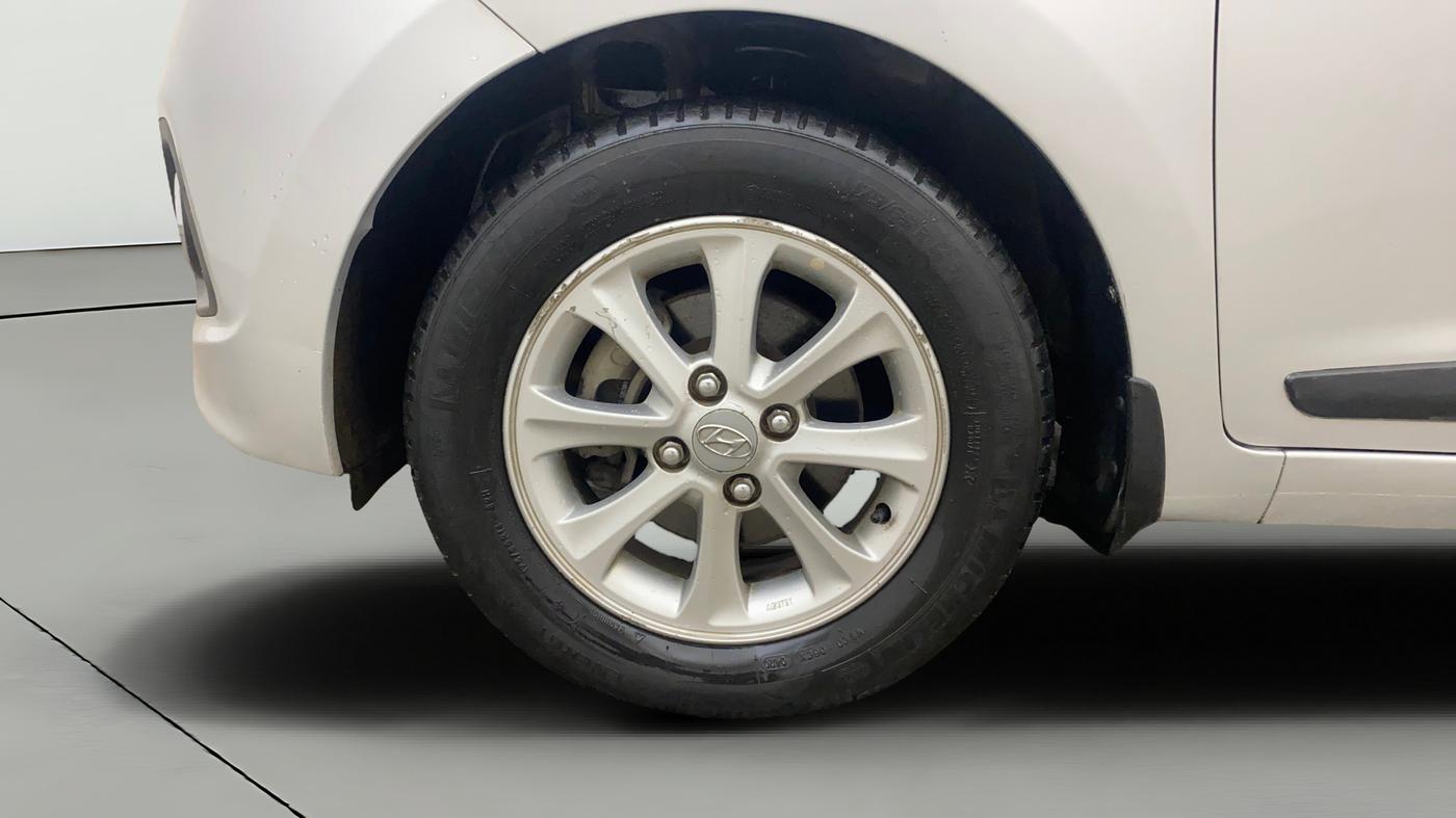 2014 Hyundai Grand i10 ASTA AT 1.2 KAPPA VTVT, Petrol, Automatic, 66,479 km, Left Front Wheel