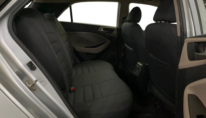 2019 Hyundai Elite i20 MAGNA PLUS 1.2, Petrol, Manual, 71,177 km, Right Side Rear Door Cabin