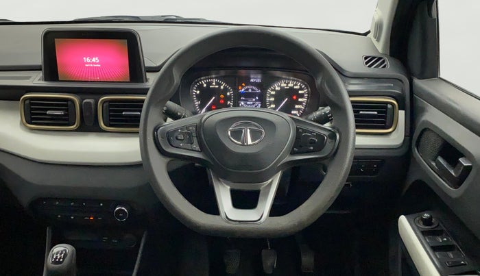 2023 Tata PUNCH ACCOMPLISHED SUNROOF MT, CNG, Manual, 45,775 km, Steering Wheel Close Up