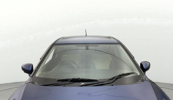 2016 Maruti Baleno ALPHA PETROL 1.2, Petrol, Manual, 70,166 km, Front Windshield