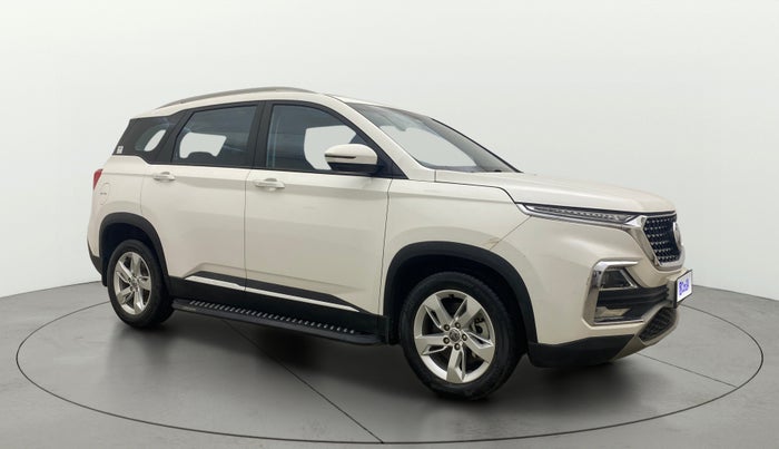 2022 MG HECTOR SHINE 1.5 PETROL TURBO CVT, Petrol, Automatic, 18,129 km, Right Front Diagonal