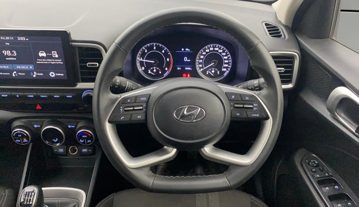 2021 Hyundai VENUE SX 1.5 (O) EXECUTIVE CRDI, Diesel, Manual, 15,975 km, Steering Wheel Close Up