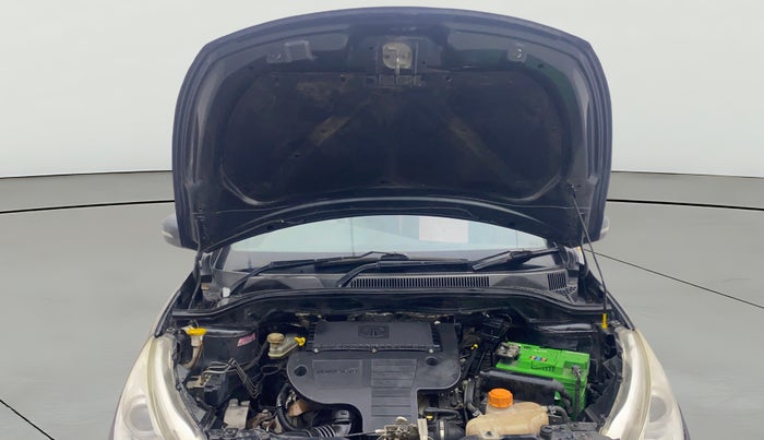 2014 Tata Zest XMS 90PS DIESEL, Diesel, Manual, 1,09,255 km, Open Bonet