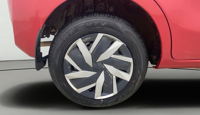 2019 Datsun Go T, Petrol, Manual, 35,849 km, Right Rear Wheel