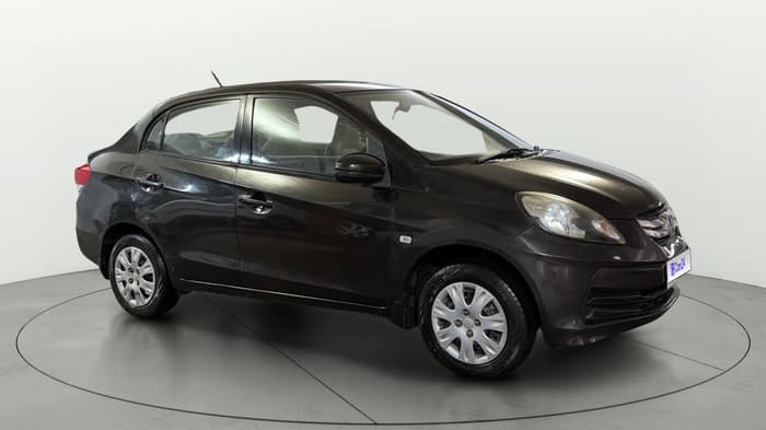 2015 Honda Amaze 1.2L I-VTEC S, Petrol, Manual, 45,820 km, Right Front Diagonal