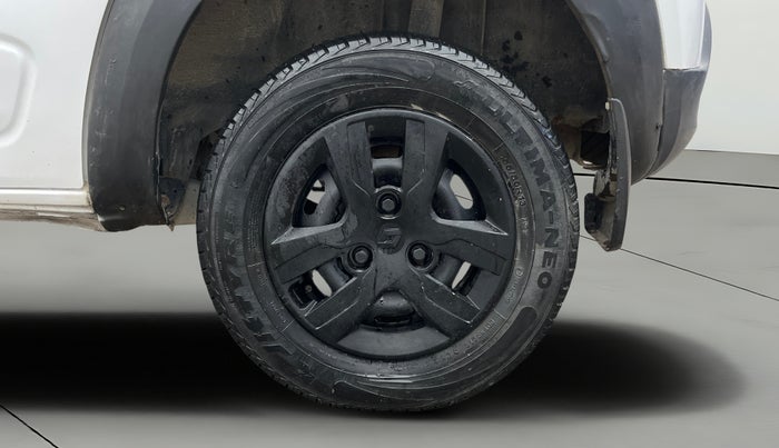 2016 Renault Kwid RXT 1.0, Petrol, Manual, 58,566 km, Left Rear Wheel
