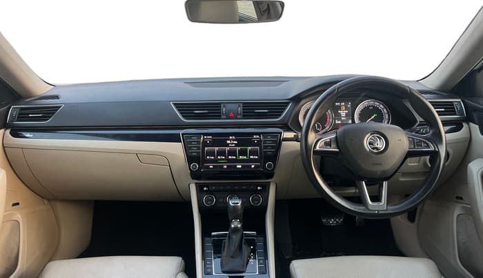 2016 Skoda Superb L&K 1.8 TSI AT, Petrol, Automatic, 90,770 km, Dashboard