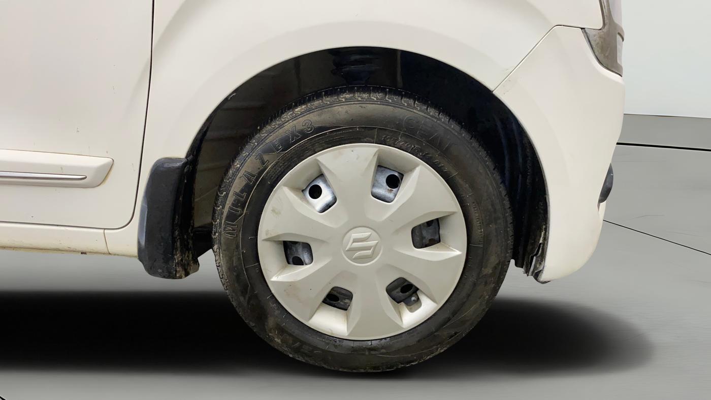 2022 Maruti New Wagon-R ZXI 1.2, Petrol, Manual, 33,175 km, Right Front Wheel