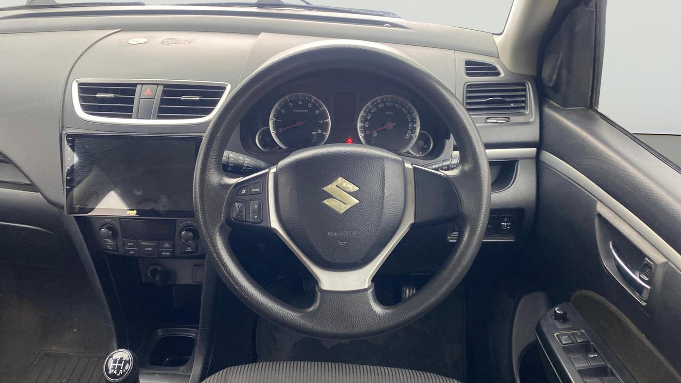 2014 Maruti Swift ZXI, Petrol, Manual, 94,274 km, Steering Wheel Close Up