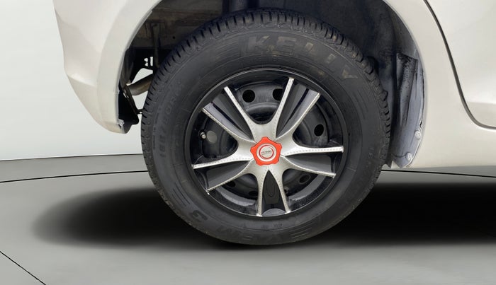 2015 Maruti Swift VDI, Diesel, Manual, 1,08,906 km, Right Rear Wheel