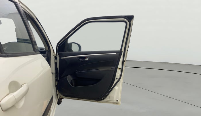 2016 Maruti Swift VXI O, Petrol, Manual, 58,602 km, RHS Front Door