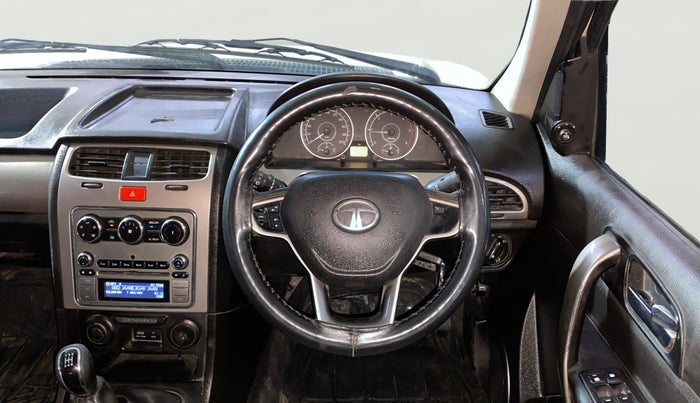2017 Tata Safari Storme 2.2 EX 4X2, Diesel, Manual, 95,229 km, Steering Wheel Close Up