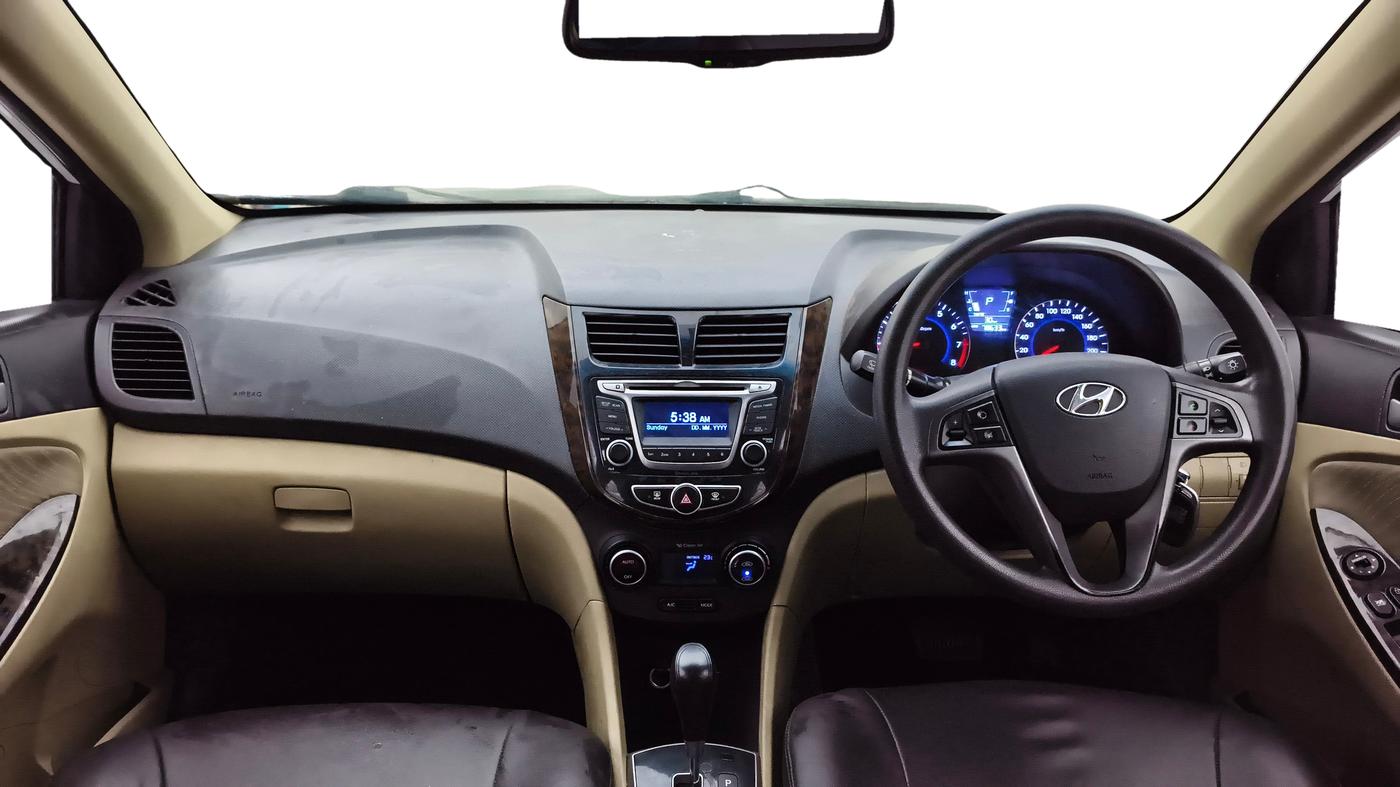 2016 Hyundai Verna FLUIDIC 4S 1.6 VTVT S AT, Petrol, Automatic, 78,631 km, Dashboard