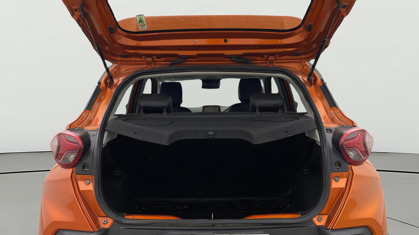 2021 Tata PUNCH CREATIVE  MT, Petrol, Manual, 83,570 km, Boot Open Zoomed View