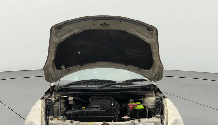 2015 Maruti Swift Dzire LXI (O), Petrol, Manual, 87,580 km, Open Bonet