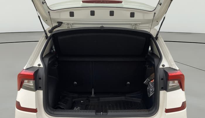 2021 Skoda KUSHAQ STYLE 1.0L TSI MT, Petrol, Manual, 18,094 km, Boot Open Zoomed View