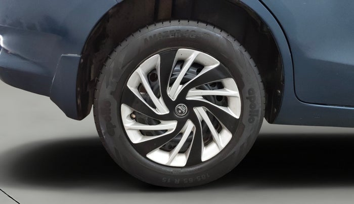 2015 Maruti Ertiga VXI CNG, CNG, Manual, 1,17,180 km, Right Rear Wheel