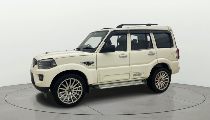 2021 Mahindra Scorpio S5, Diesel, Manual, 71,605 km, Left Front Diagonal