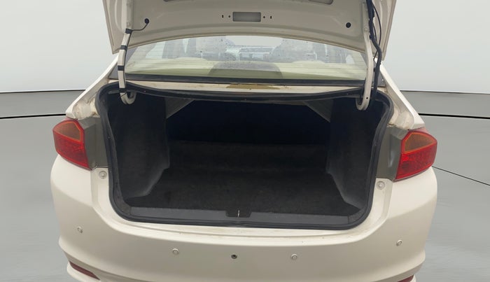 2014 Honda City 1.5L I-VTEC S MT, Petrol, Manual, 1,05,375 km, Boot Open Zoomed View