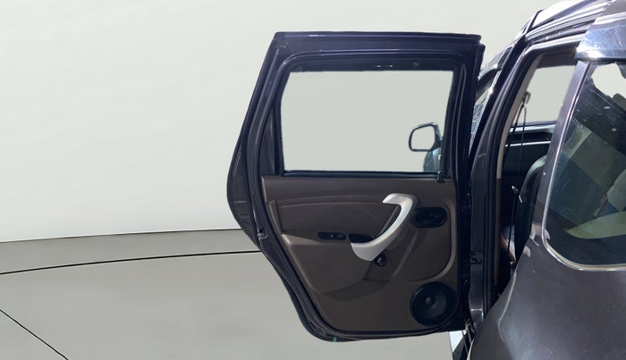 2017 Renault Duster RXE PETROL, Petrol, Manual, 27,433 km, LHS Rear Door