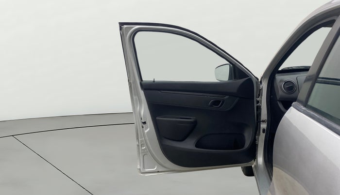 2017 Renault Kwid RXT 1.0, Petrol, Manual, 39,855 km, LHS Front Door