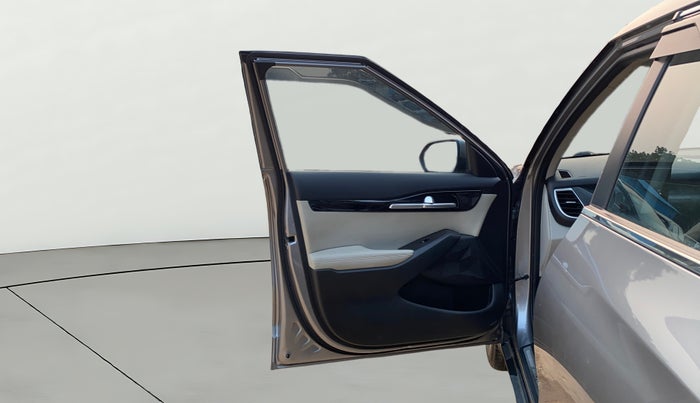 2020 KIA SELTOS HTX 1.5 PETROL, Petrol, Manual, 48,426 km, LHS Front Door