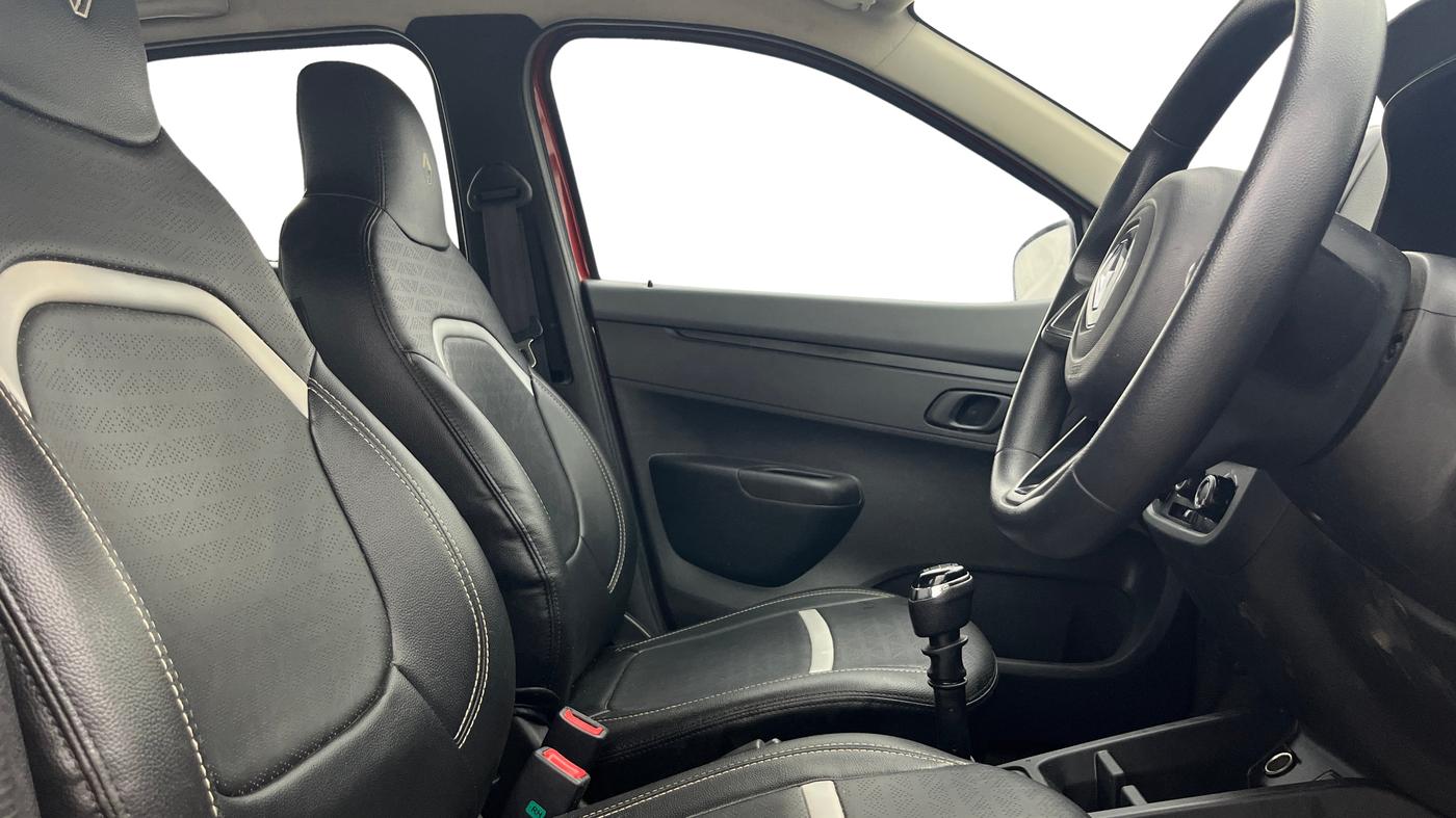 2020 Renault Kwid RXT 1.0 (O), Petrol, Manual, 38,473 km, Right Side Front Door Cabin