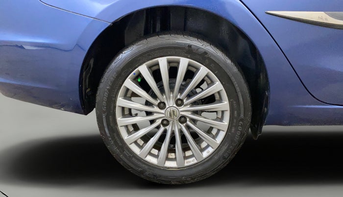 2017 Maruti Ciaz ALPHA 1.4 PETROL, Petrol, Manual, 63,960 km, Right Rear Wheel