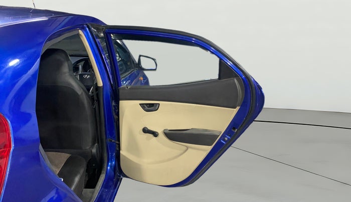 2016 Hyundai Eon SPORTZ, Petrol, Manual, 23,594 km, RHS Rear Door