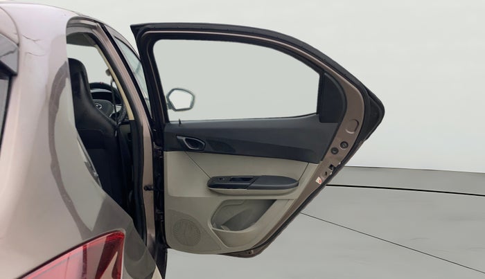 2016 Tata Tiago XM PETROL, Petrol, Manual, 70,026 km, RHS Rear Door