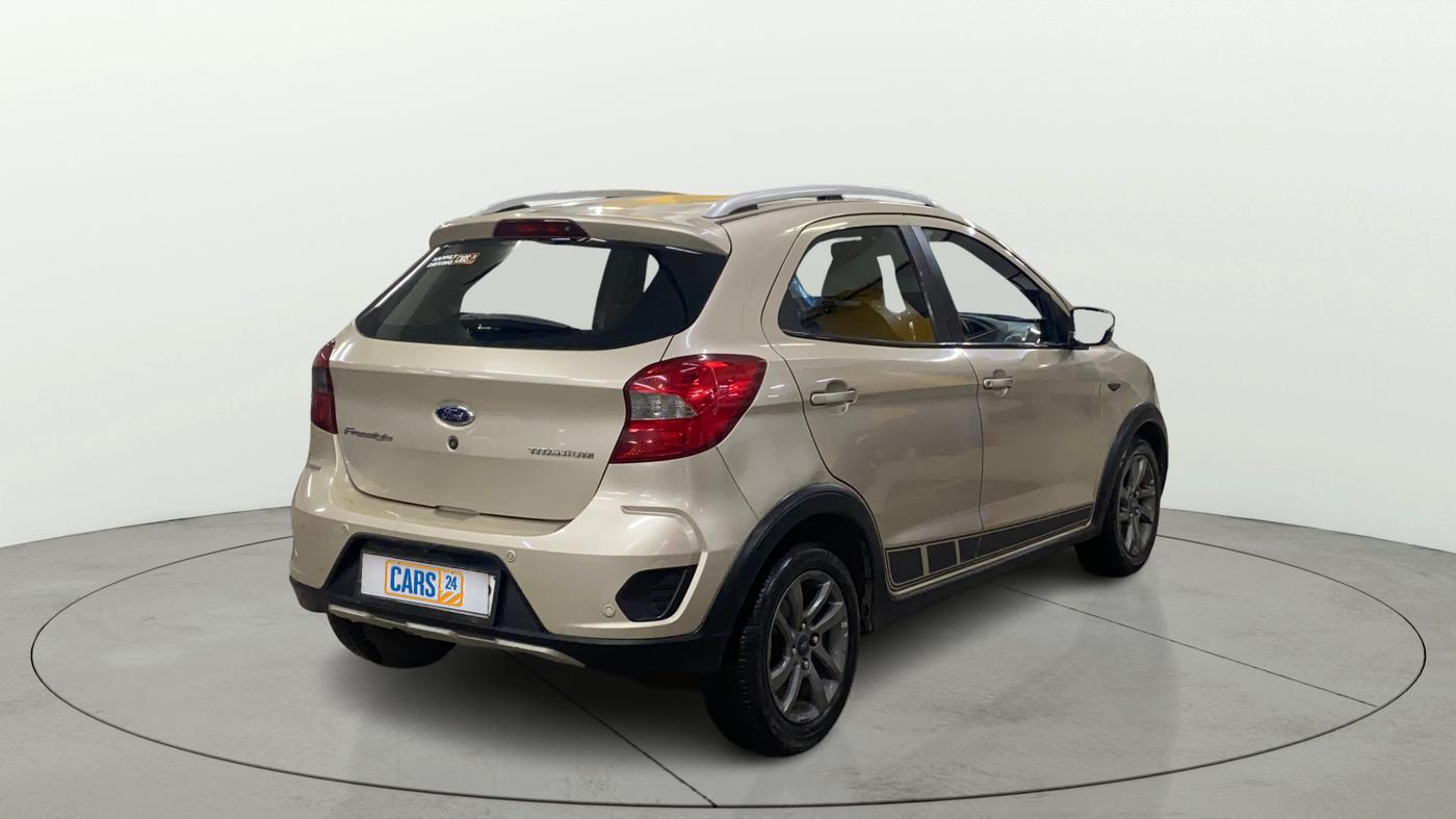 2018 Ford FREESTYLE TITANIUM 1.2 PETROL, Petrol, Manual, 90,428 km, Right Back Diagonal