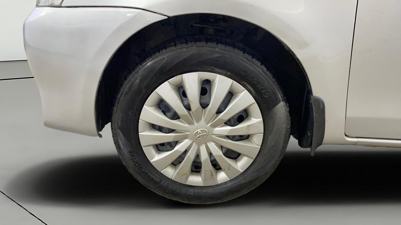 2015 Toyota Etios G, Petrol, Manual, 41,922 km, Left Front Wheel