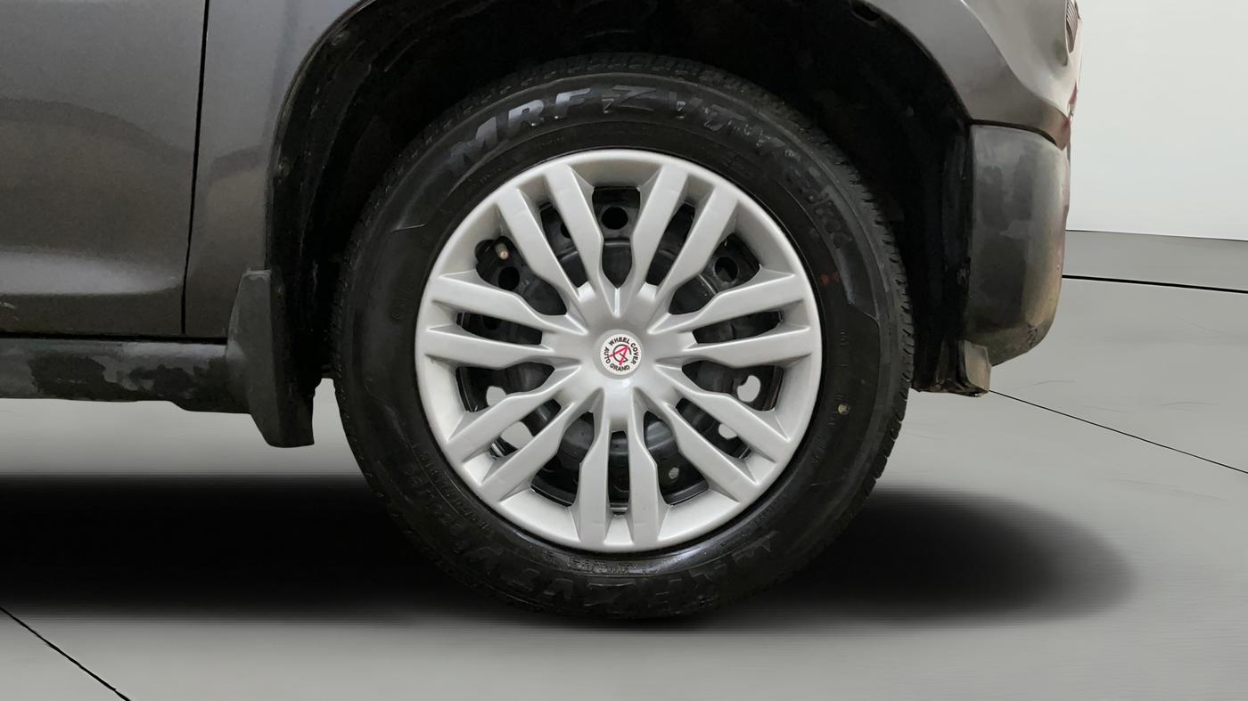 2020 Maruti S PRESSO VXI+, Petrol, Manual, 34,505 km, Right Front Wheel