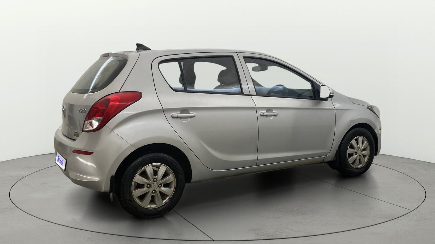 2013 Hyundai i20 SPORTZ 1.2, Petrol, Manual, 74,812 km, Right Back Diagonal