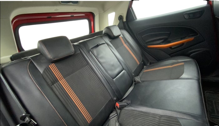 2019 Ford Ecosport TITANIUM 1.5L SPORTS(SUNROOF) DIESEL, Diesel, Manual, 60,466 km, Right Side Rear Door Cabin