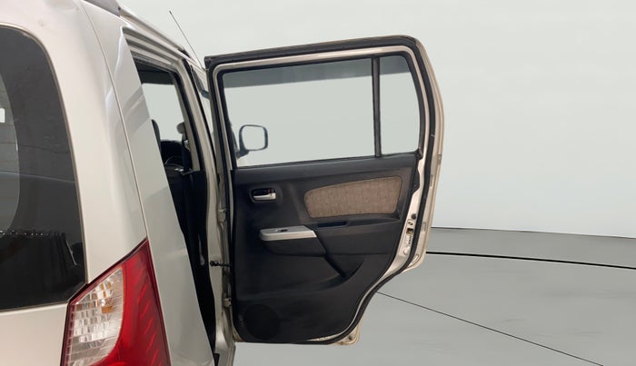 2015 Maruti Wagon R 1.0 VXI AMT, CNG, Automatic, 74,689 km, RHS Rear Door