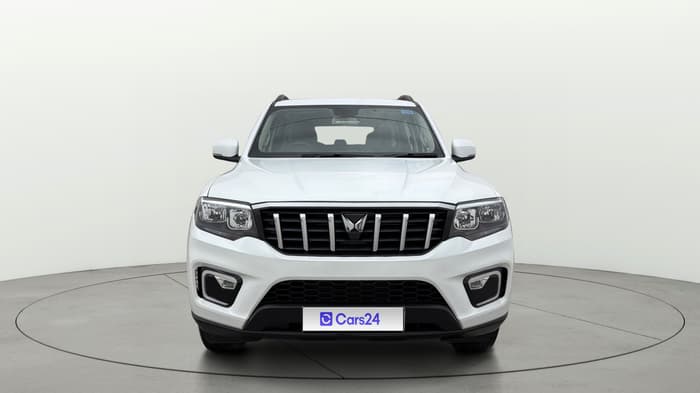2024 Mahindra SCORPIO-N Z4 PETROL MT 7 STR, Petrol, Manual, 14,158 km, Front