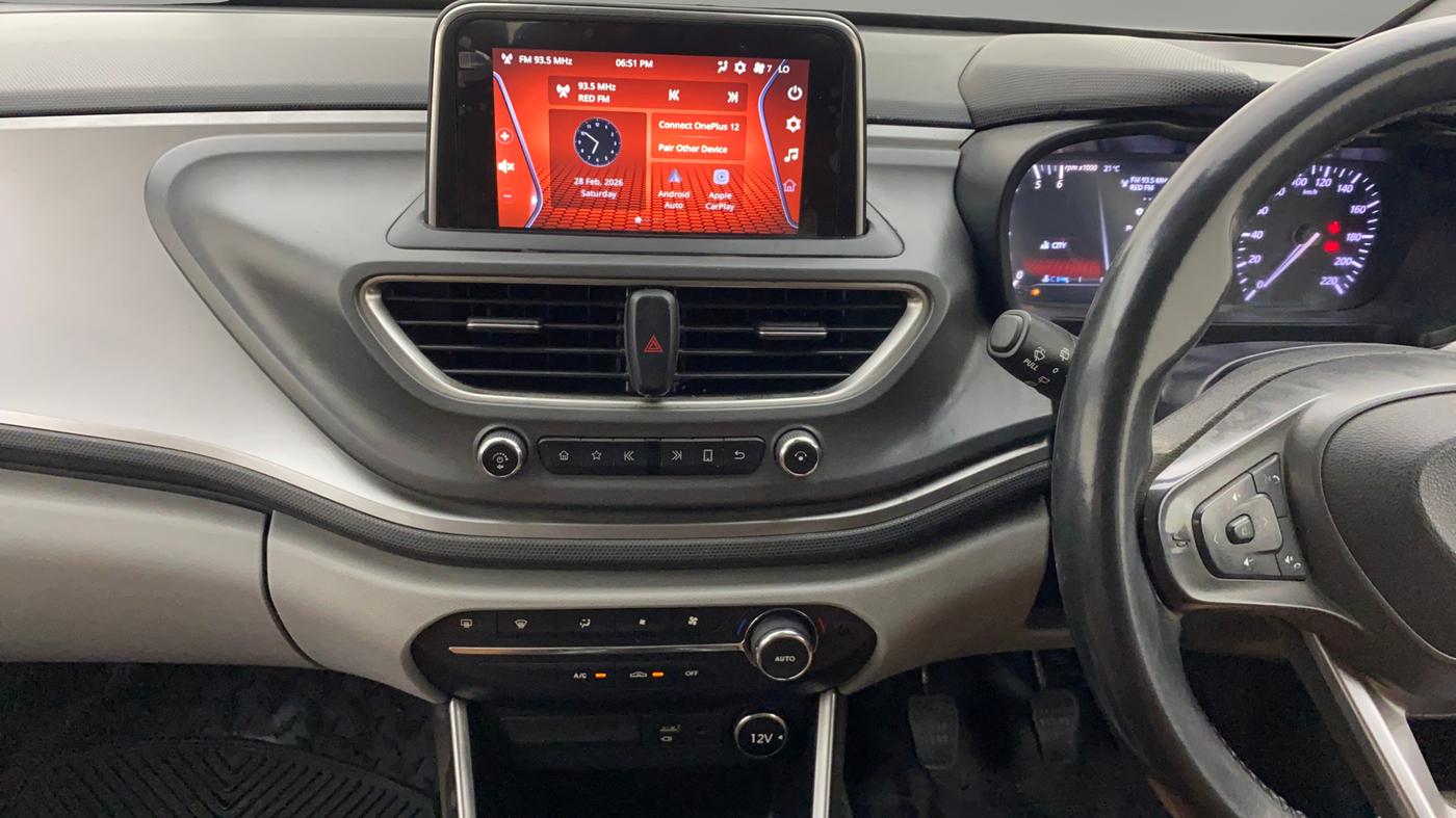 2020 Tata ALTROZ XZ DIESEL, Diesel, Manual, 1,08,010 km, Air Conditioner