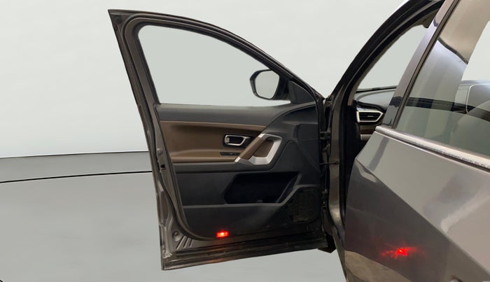 2019 Tata Harrier XZ 2.0L, Diesel, Manual, 65,570 km, LHS Front Door