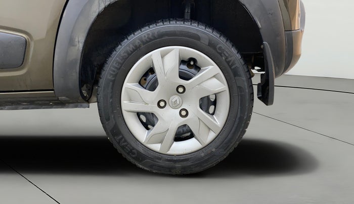 2019 Renault Kwid RXT 1.0 AMT, Petrol, Automatic, 28,718 km, Left Rear Wheel