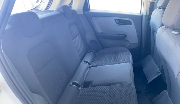 2021 Tata ALTROZ XT DIESEL, Diesel, Manual, 93,147 km, Right Side Rear Door Cabin