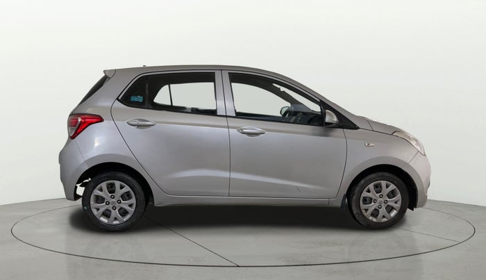 2016 Hyundai Grand i10 MAGNA 1.2 KAPPA VTVT, Petrol, Manual, 96,223 km, Right Side View