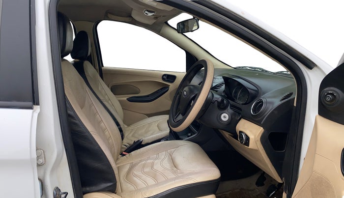 2018 Ford Figo Aspire TREND 1.5 DIESEL, Diesel, Manual, 45,288 km, Right Side Front Door Cabin