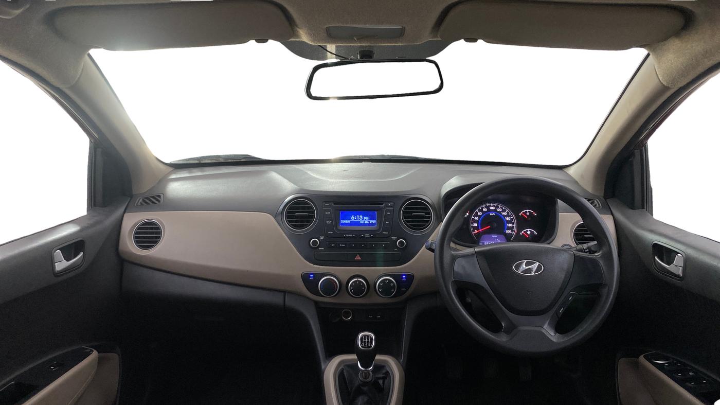 2013 Hyundai Grand i10 SPORTZ 1.2 KAPPA VTVT, Petrol, Manual, 66,349 km, Dashboard