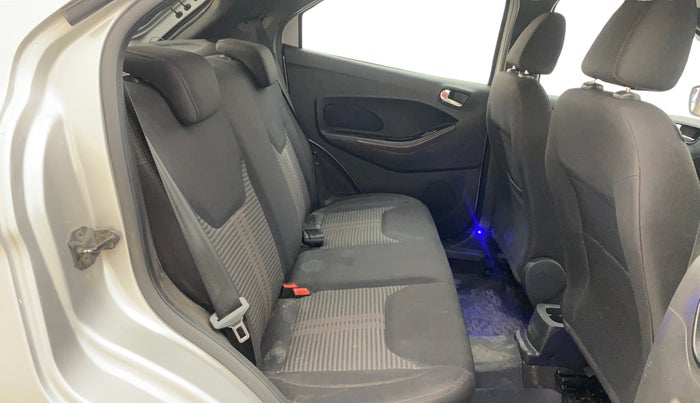 2019 Ford FREESTYLE TITANIUM 1.2 PETROL, Petrol, Manual, 40,133 km, Right Side Rear Door Cabin